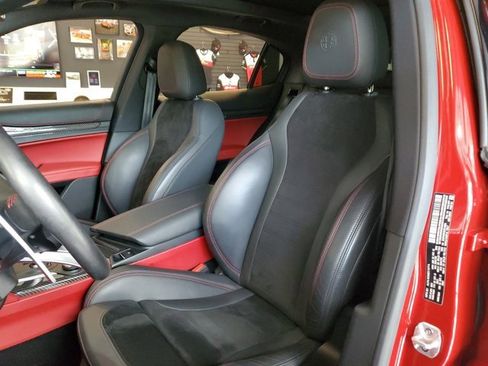 Used 2018 Alfa Romeo Stelvio Quadrifoglio w/ Driver Assist Dynamic Package image 11