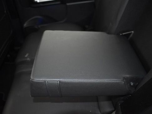 Used 2022 Mercedes-Benz GLB 250 GLB 250 image 17