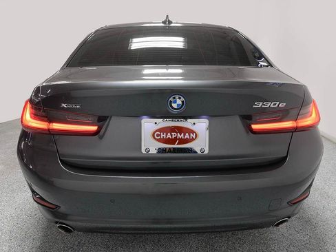 Used 2022 BMW 330e xDrive w/ Premium Package AWD/4WD image 5