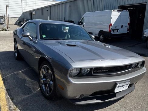 Used 2013 Dodge Challenger R/T Plus RWD image 8