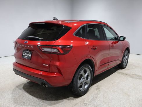 Used 2024 Ford Escape ST-Line image 2