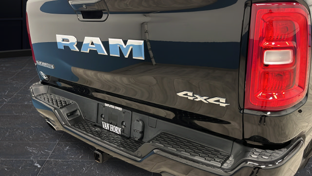 Used 2025 RAM 1500 Laramie w/ Sport Appearance Package AWD/4WD image 39