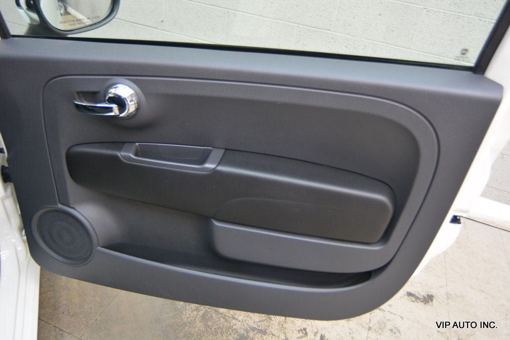 Used 2012 FIAT 500 Lounge w/ Luxury Leather Pkg FWD image 16