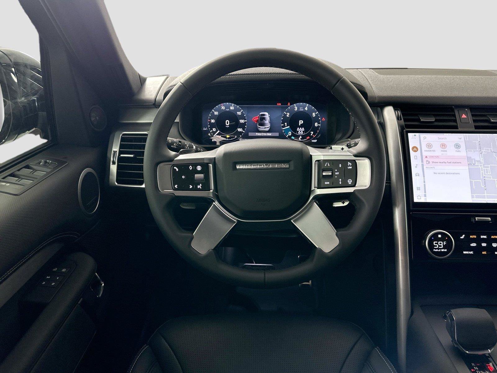 Certified 2025 Land Rover Discovery Dynamic SE AWD/4WD image 20