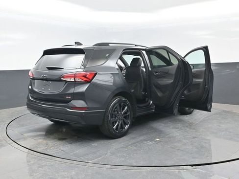 Used 2023 Chevrolet Equinox RS w/ RS Leather Package AWD/4WD image 29