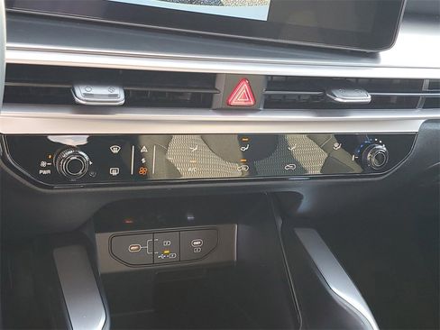 New 2026 Kia Sorento LX image 17