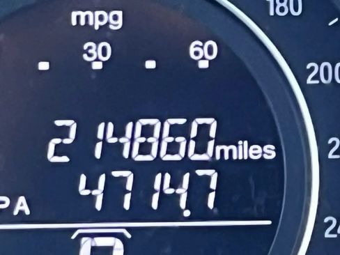 Used 2016 Honda Accord EX image 2