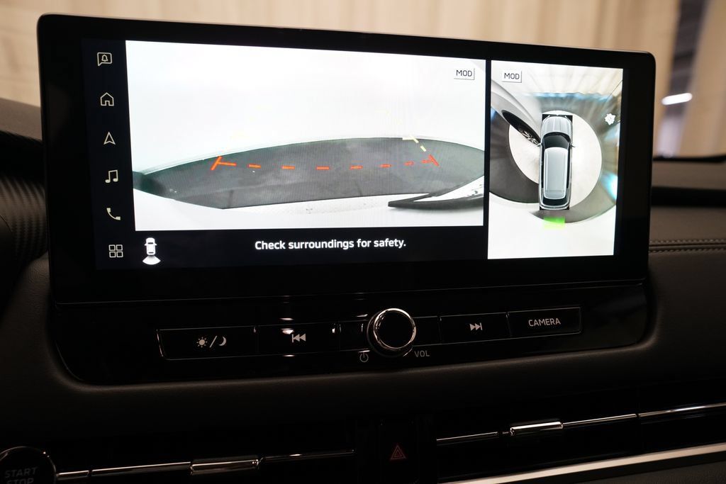 Used 2025 Mitsubishi Outlander AWD image 20