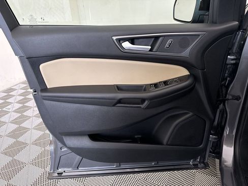 New 2024 Ford Edge SE w/ Black Appearance Package image 20