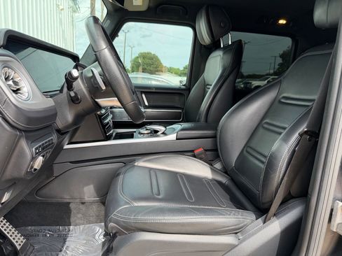 Used 2020 Mercedes-Benz G 550 w/ Exclusive Interior Package image 19