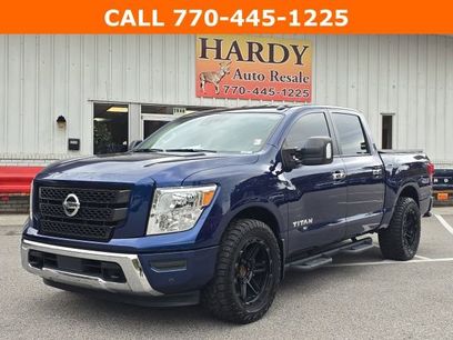Used 2021 Nissan Titan SV w/ SV Convenience Package