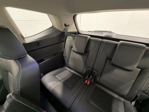 Used 2023 Volkswagen Atlas SE w/ Panoramic Sunroof Package FWD image 38