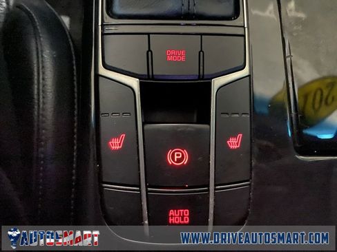 Used 2019 Kia Cadenza Technology image 13
