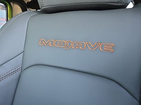 New 2026 Jeep Gladiator Mojave image 38