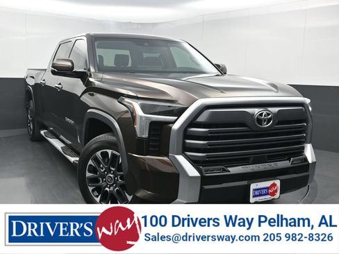 Used 2023 Toyota Tundra Limited w/ Power Package AWD/4WD image 1