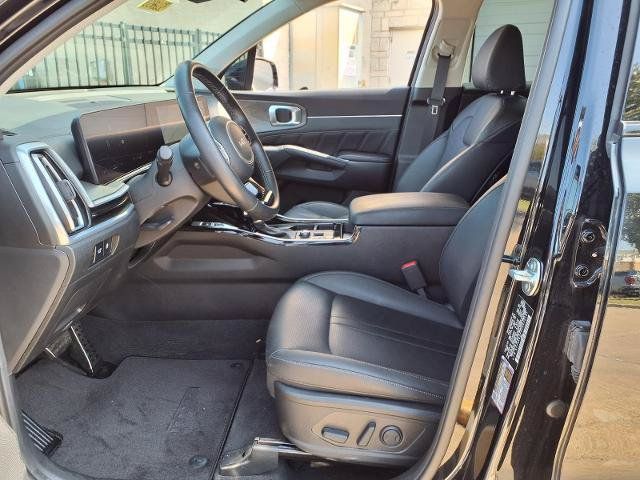 Used 2025 Kia Sorento SX AWD/4WD image 19