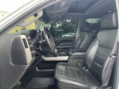 Used 2016 GMC Sierra 2500 Denali w/ Duramax Plus Package AWD/4WD image 24