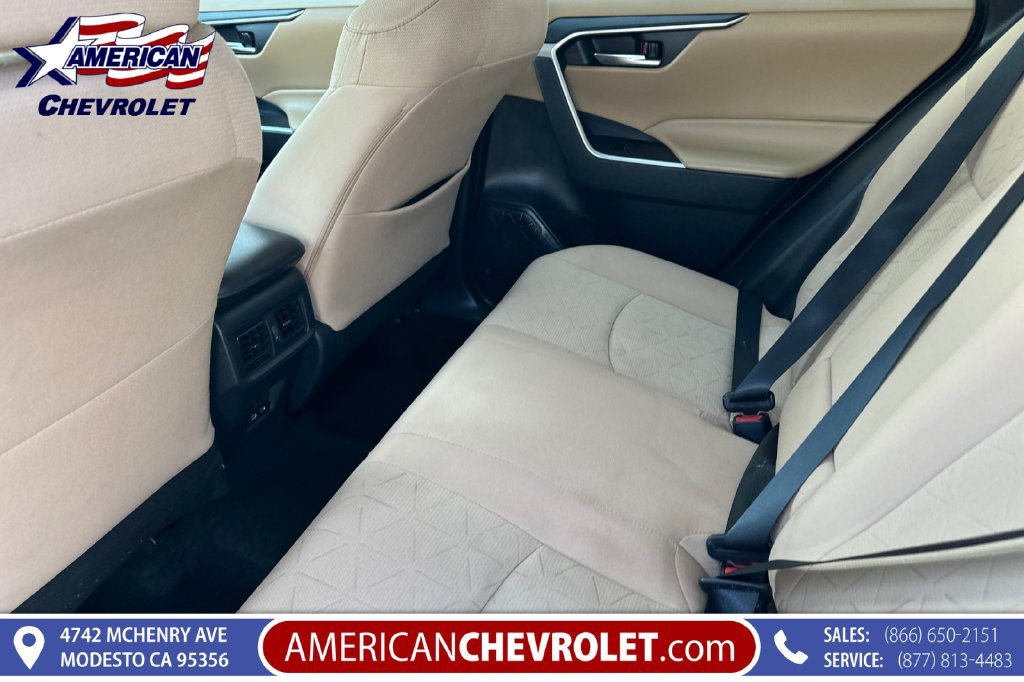 Used 2022 Toyota RAV4 XLE w/ Convenience Package AWD/4WD image 15