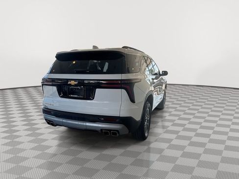 Certified 2025 Chevrolet Traverse LT image 10