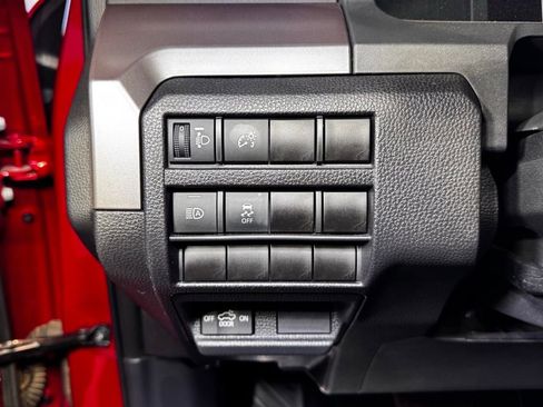 Certified 2024 Toyota Tacoma SR5 image 28