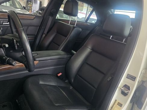 Used 2012 Mercedes-Benz E 350 4MATIC Sedan image 10