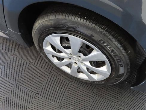 Used 2025 Toyota Corolla LE FWD image 7