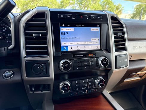 Used 2019 Ford F450 King Ranch w/ King Ranch Ultimate Package image 18