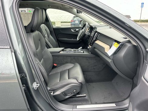 New 2026 Volvo XC60 T8 Ultra w/ Climate Package image 20