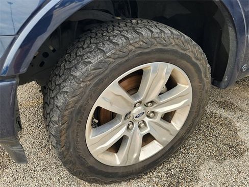 Used 2020 Ford F150 Platinum w/ Equipment Group 701A Luxury image 10