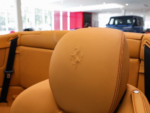 Used 2011 Ferrari California RWD image 42