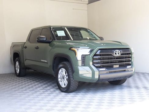 Used 2022 Toyota Tundra SR5 w/ Convenience Package RWD image 6