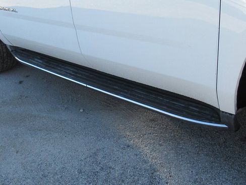 Used 2015 GMC Yukon XL SLT w/ Open Road Package image 10