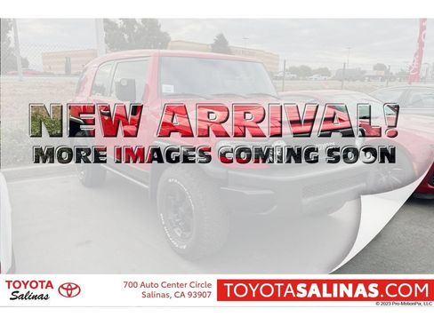 Used 2012 Toyota FJ Cruiser 4WD w/ Trail Teams Special Edition image 1