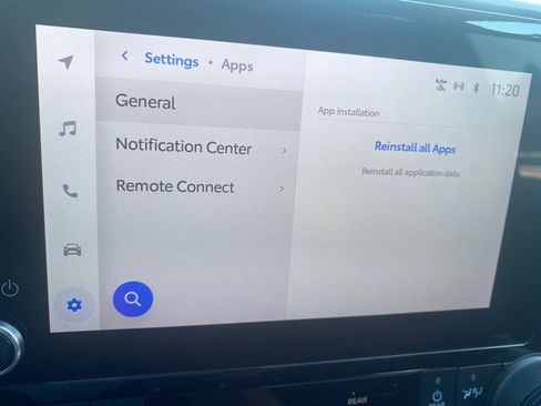 Used 2023 Toyota Highlander LE image 39