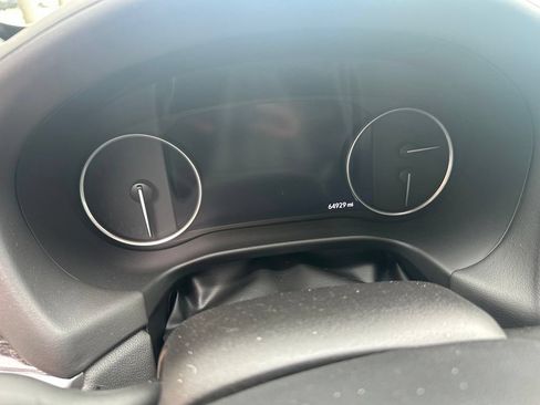 Used 2020 Buick Enclave Avenir w/ Avenir Technology Package FWD image 6