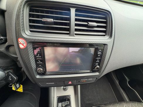 Used 2025 Mitsubishi Outlander Sport ES AWD/4WD image 32