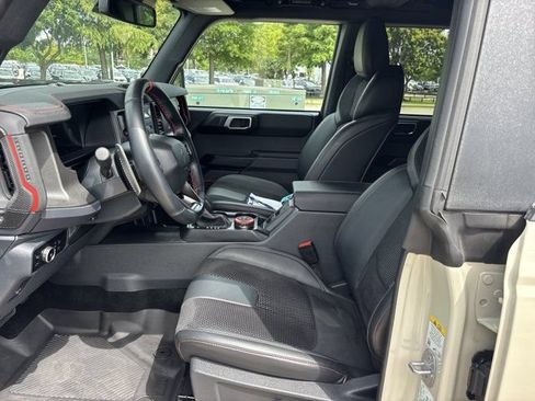 Used 2025 Ford Bronco Raptor AWD/4WD image 16