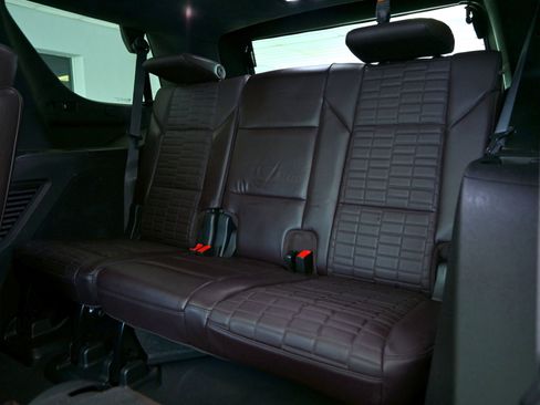 Used 2021 Cadillac Escalade Sport Platinum image 14