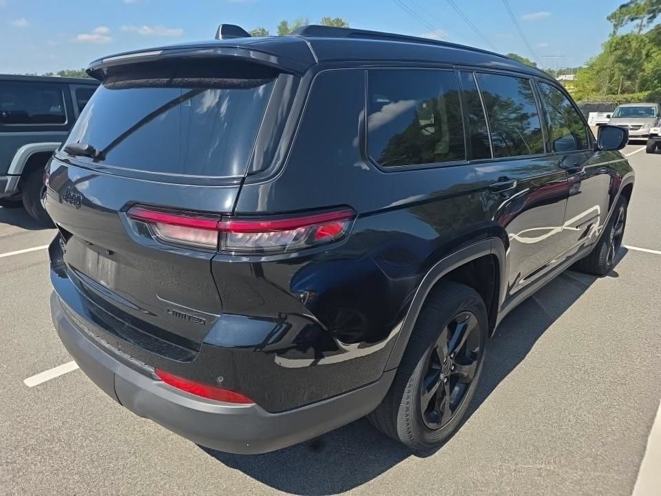 Used 2022 Jeep Grand Cherokee L Limited w/ Black Appearance Package AWD/4WD image 3