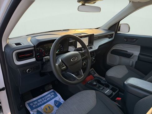 Used 2022 Ford Maverick XLT image 17