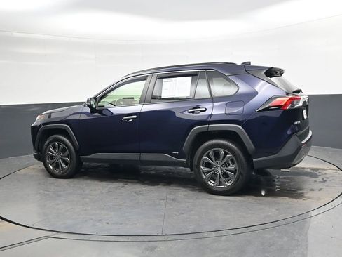 Used 2023 Toyota RAV4 Limited image 7