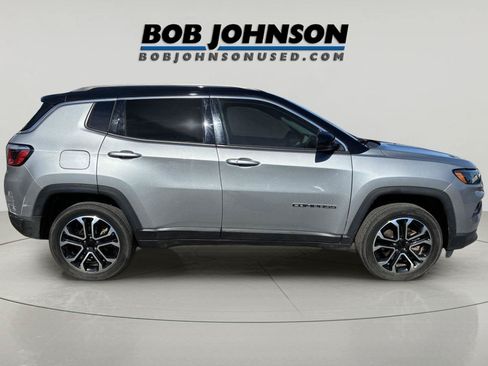 Used 2022 Jeep Compass Limited AWD/4WD image 2