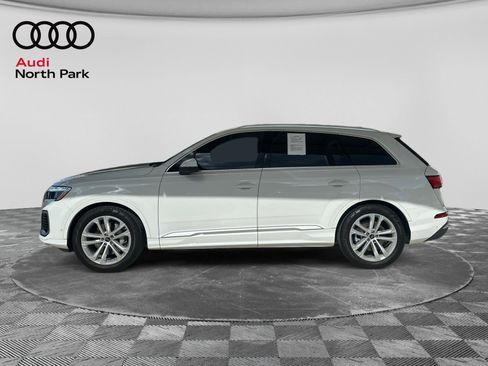 Used 2025 Audi Q7 3.0T Prestige AWD/4WD image 2