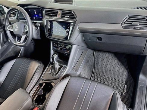 Used 2023 Volkswagen Tiguan SE FWD image 27