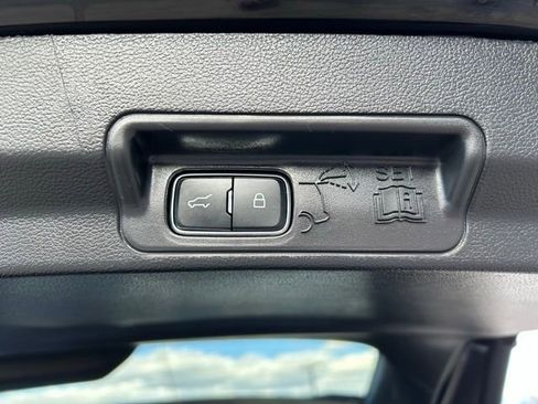 Used 2025 Ford Explorer ST-Line AWD/4WD image 54
