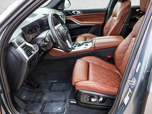 Used 2025 BMW X5 xDrive40i image 12