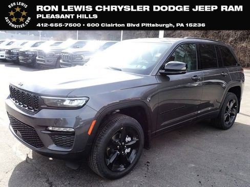 New 2025 Jeep Grand Cherokee Limited w/ Black Appearance Package image 1
