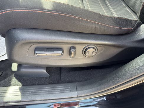 Used 2024 Honda CR-V Sport image 11