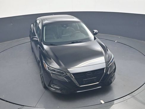 Used 2022 Nissan Sentra SR w/ SR Premium Package FWD image 28