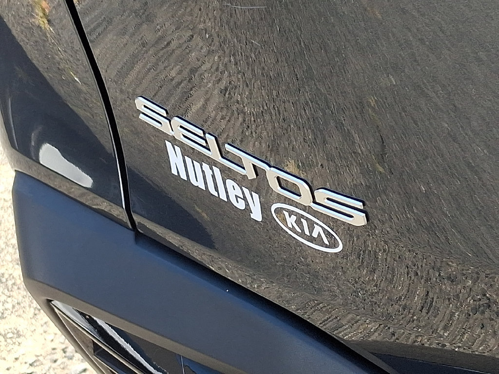 Used 2024 Kia Seltos EX AWD/4WD image 30